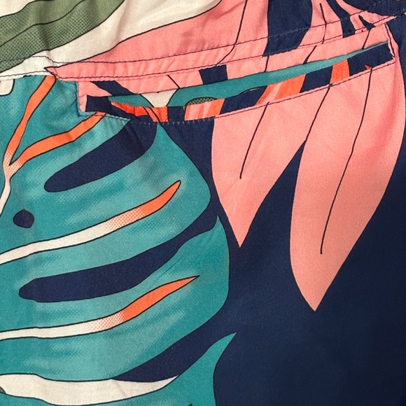 NWT NOVAMAN Swim Trunks size XL Blues Pinks Green White - Picture 6 of 10
